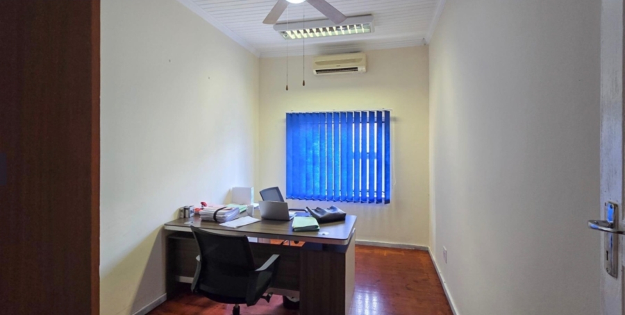 3 Bedroom Property for Sale in Berea Eastern Cape